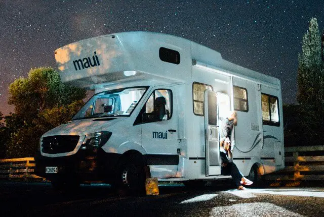 camping car de luxe pour famille de nuit